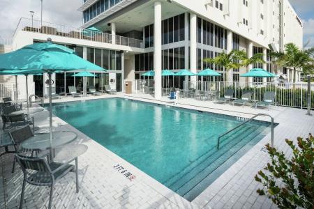 DoubleTree by Hilton Miami Doral - 8