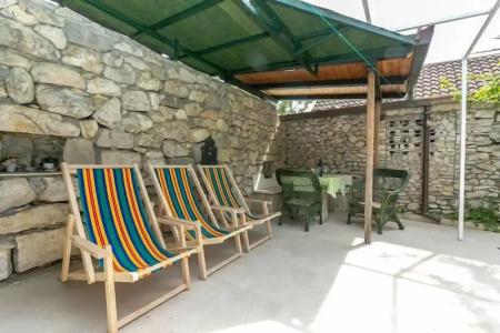 Garden Apartment - 176