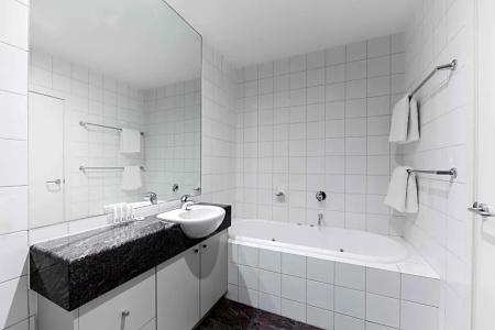 Adina Apartment Flinders Street - 33