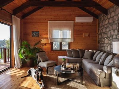 Simurg Inn - 109