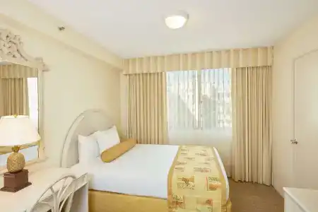OHANA Waikiki East by Outrigger - 51