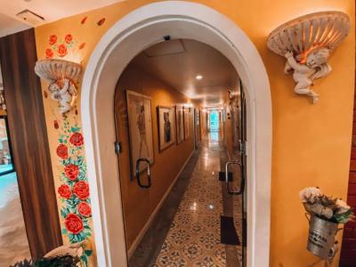 The Castello Resort - 9
