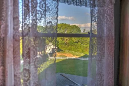 Blue Mountain Mist Country Inn - 57