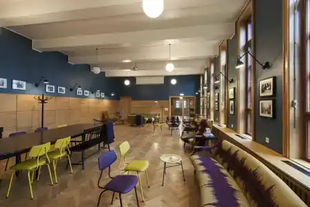 Student Hostel - 9