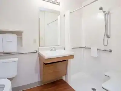 WoodSpring Suites Houston I-45 Airtex - 25