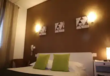 Hôtel Trianon Tours - 59