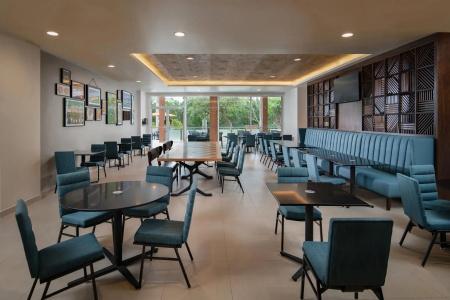 Four Points by Sheraton - 32