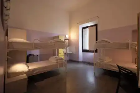 Hostel 7 Santi - 52