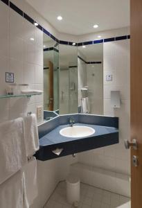 Holiday Inn Express Antwerpen City North, An Ihg - 7