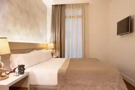 Duquesa Suites Barcelona - 37