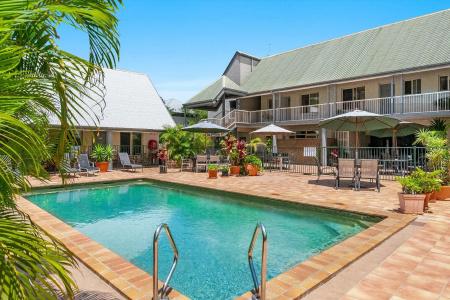 Byron Central - 13
