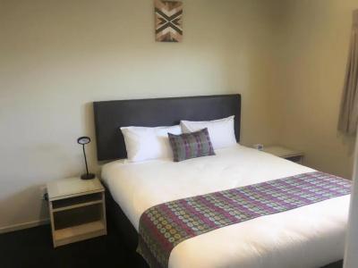 Ellerslie Palms - 59