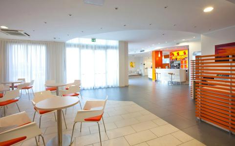 Holiday Inn Express, An Ihg - 17