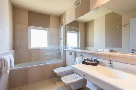 Mercure Tirrenia Green Park - 30