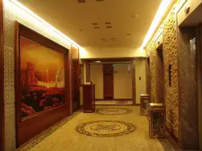 Kunming Golden Spring - 11