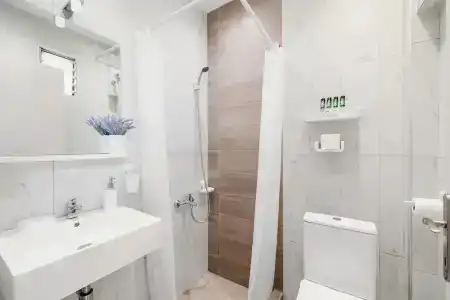 Athos Guest House Pansion - 33