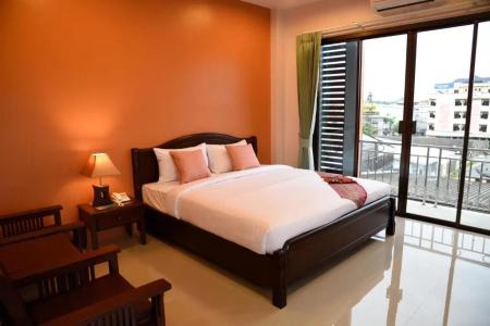 Krabi Phetpailin - 25