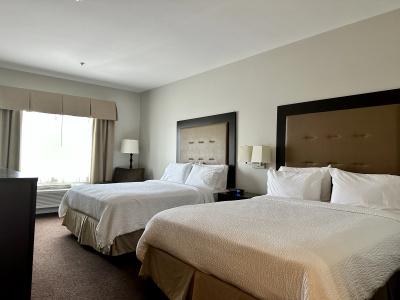 Holiday Inn Express Vancouver North - 32