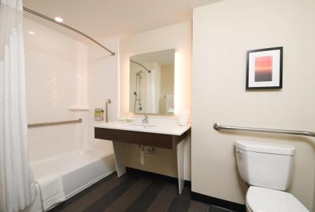 Wingate by Wyndham Conference Center - 16