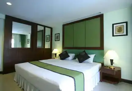 Windmill Resort Pattaya - 4