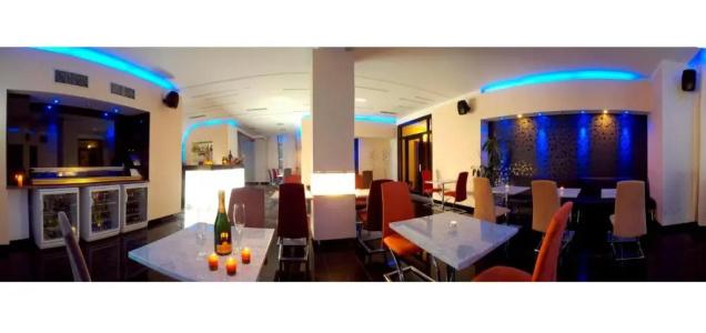 Relax Inn - 40