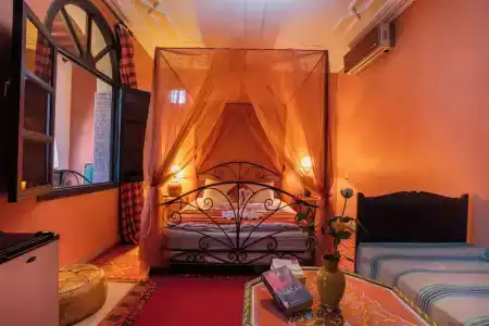 Riad Losra - 57