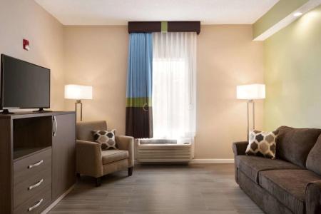 Baymont by Wyndham - 6
