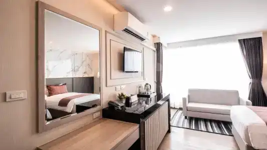 Sinsuvarn Airport Suite - 25
