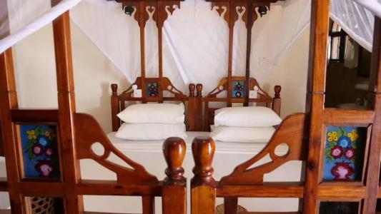 Zanzibar Retreat - 1