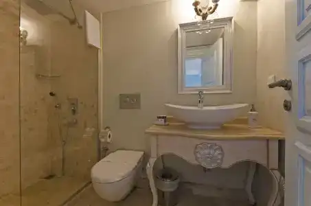 AlaÇAti Roka TaŞ Butİk - 41