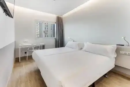 B&B Barcelona Viladecans - 21