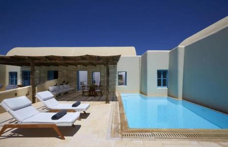Black Rose Beach Suites - 108