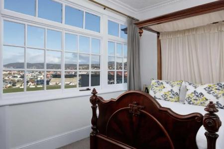 Rydges - 71