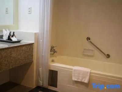Tongtara Riverview - 90