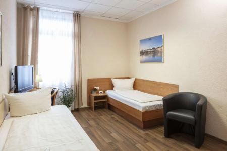 Best Western Dreiländerbrücke Weil am Rhein / Basel - 113