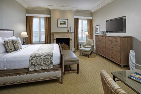 Glorietta Bay Inn - 18
