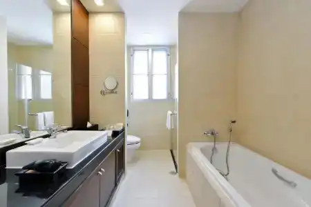 Grand Asoke Residence Sukhumvit - 6