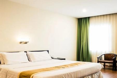 Tower Regency & Apartments - 4