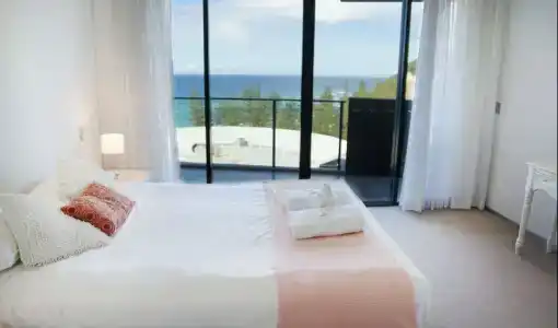 Ambience on Burleigh Beach - 83