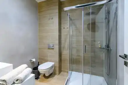 Bellevue Suites - 157
