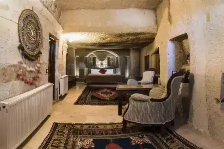 Antique Terrace Cave Suites - 17
