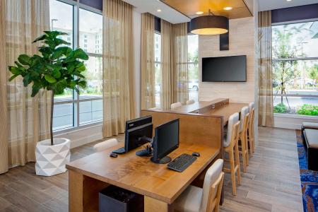 Hyatt House across from Universal Orlando Resort - 2