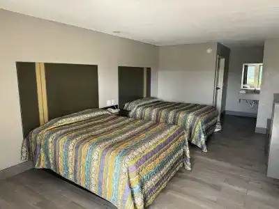 Nola Inn & Suites - 26