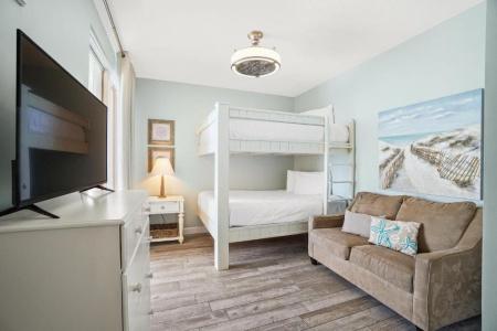 Splash Beach by Panhandle Getaways - 652