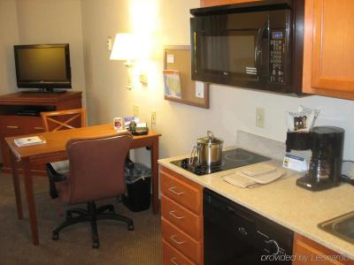 Candlewood Suites Indianapolis Northwest, an IHG - 24