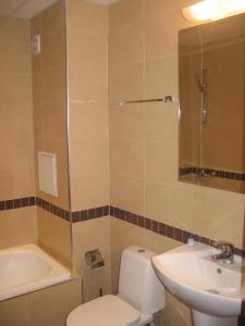 Winslow Infinity Aparthotel - 9
