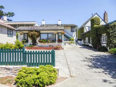 Briarwood Inn - 65