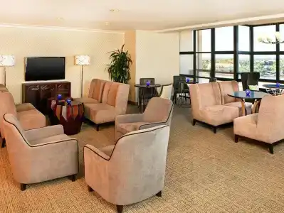 Sheraton Phoenix Crescent - 1