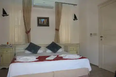 Alacati Marina Palace - 3