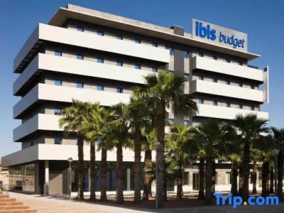 Ibis Budget SeAeropuerto - 43